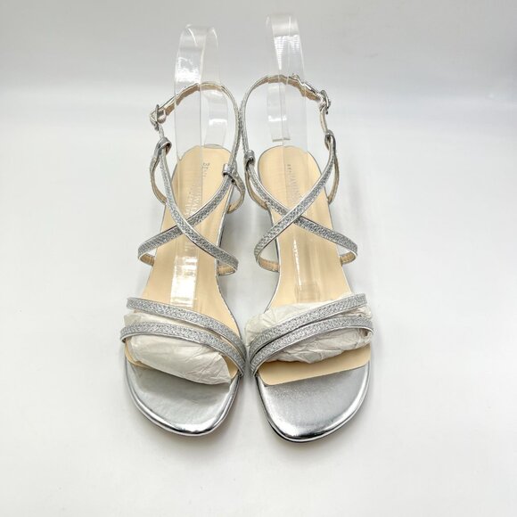 Touch Ups Womens‎ 7M Maisie Silver Low Kitten Heels Dress Sandals Shoes 4473M - Picture 2 of 13